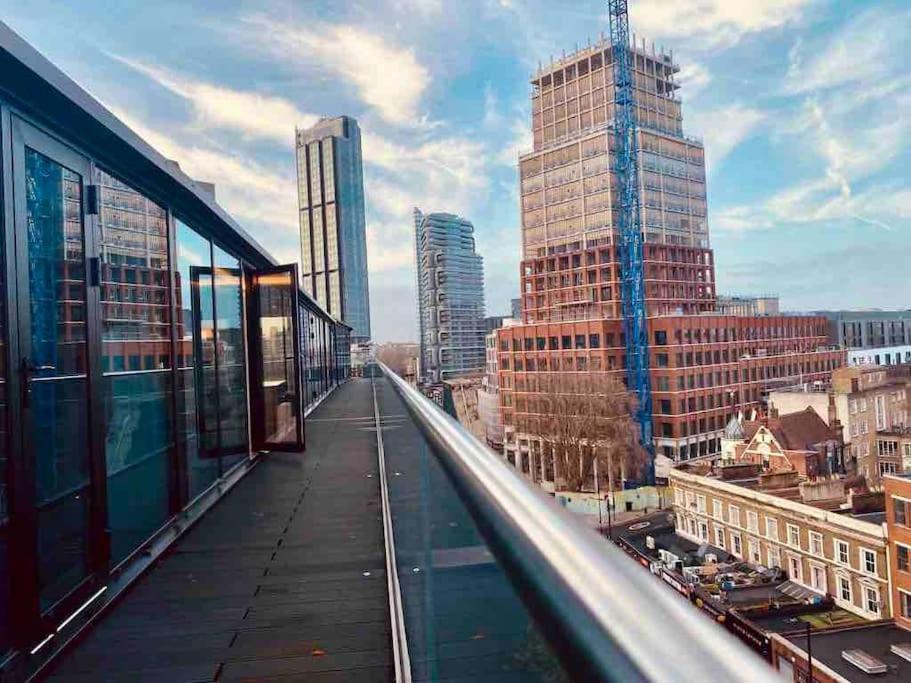 Large 3 Bed 3 Bathrooms Penthouse With Terrace And City Views In Londres Exterior foto