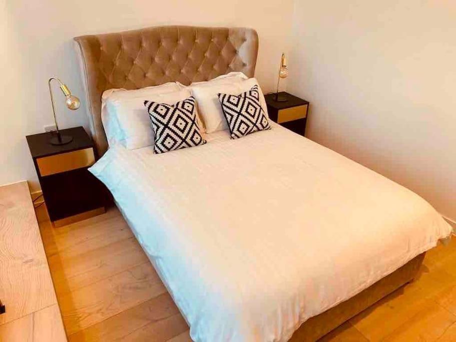 Large 3 Bed 3 Bathrooms Penthouse With Terrace And City Views In Londres Exterior foto